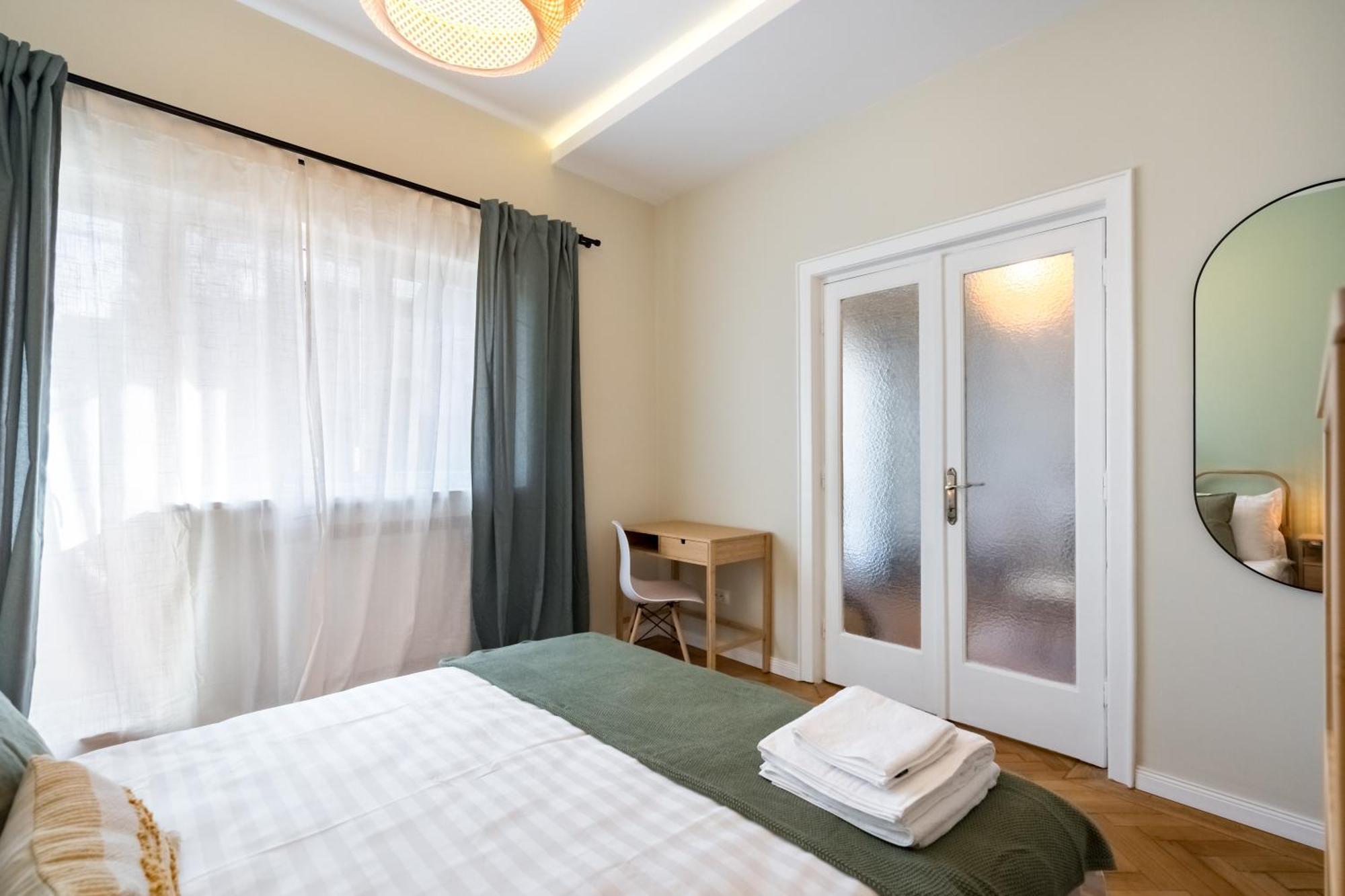 Urban Dream Studio With City Views & Comfort Bucureşti Exterior foto